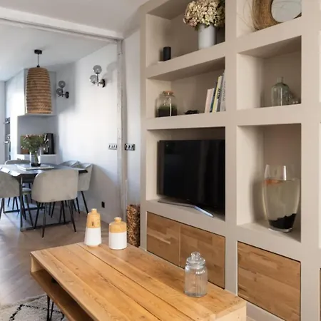 Apartment Nice Apartment 45 M For 2 Bright And Decorated *