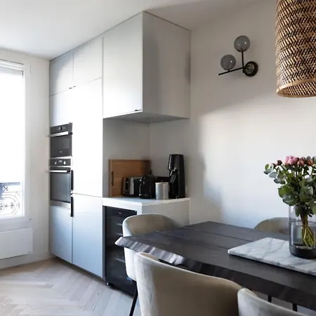 Apartment Nice Apartment 45 M For 2 Bright And Decorated *