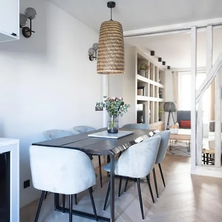 Nice Apartment 45 M For 2 Bright And Decorated * Paris